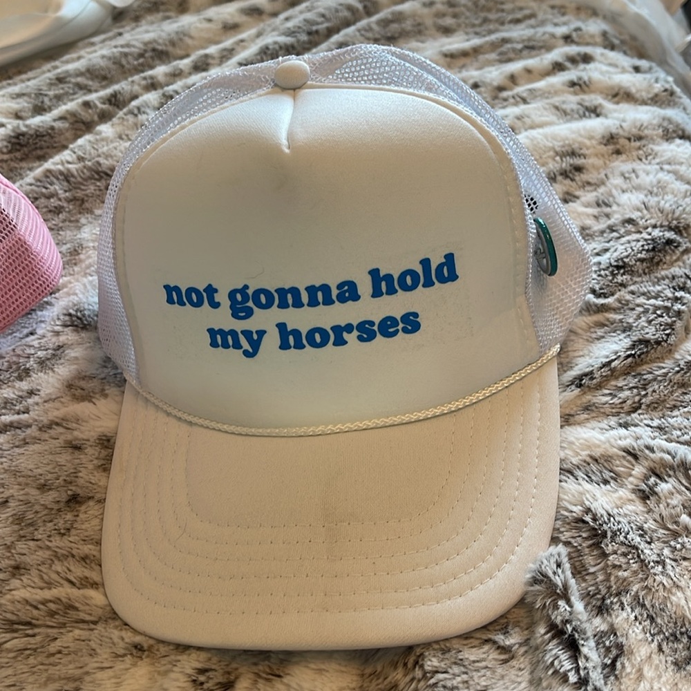 Trucker hat - Picture 3 of 5